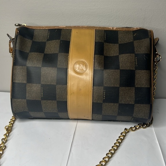 Fendi Vintage 11” x 9” x 3” Zip Top Pillow Bag Detachable Chain Crossbody Strap - Picture 3 of 14